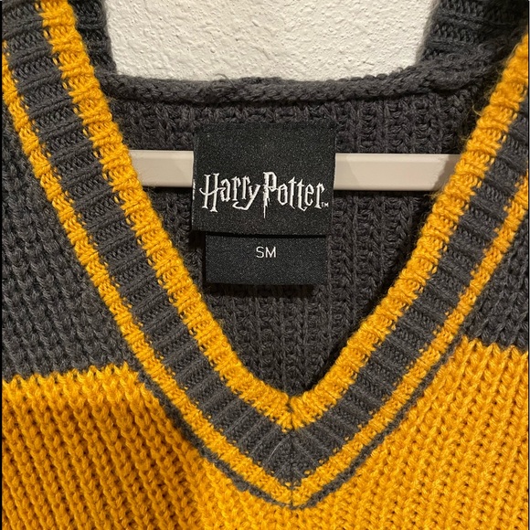 SU ORDINAZIONE Harry Potter Knitted Sweater Hufflepuff Size L *PREZZO SPECIALE* main image 1